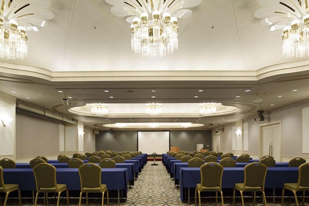 Mitsui Garden Hotel Chiba Buitenkant foto